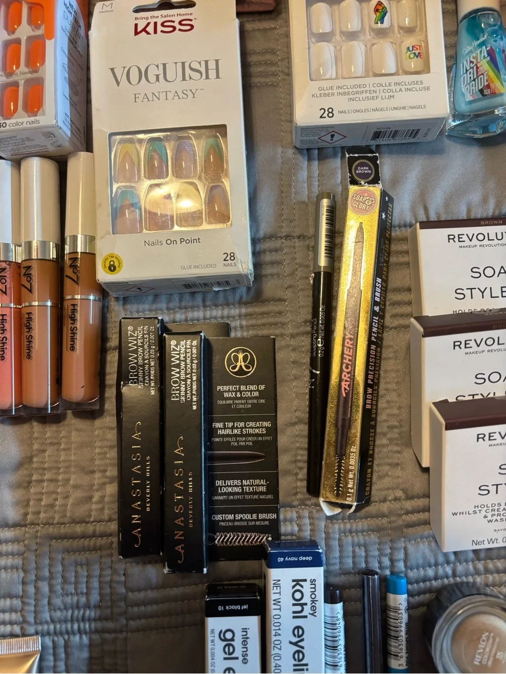 10 piece Lot of Assorted Makeup Products & Brands~read description~All New